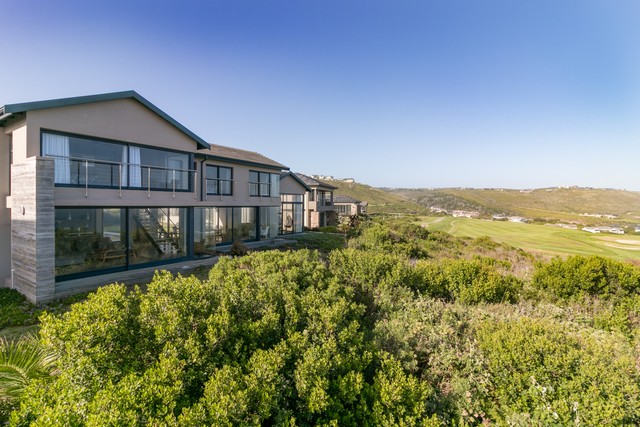 5 Bedroom Property for Sale in Pezula Golf Estate Western Cape